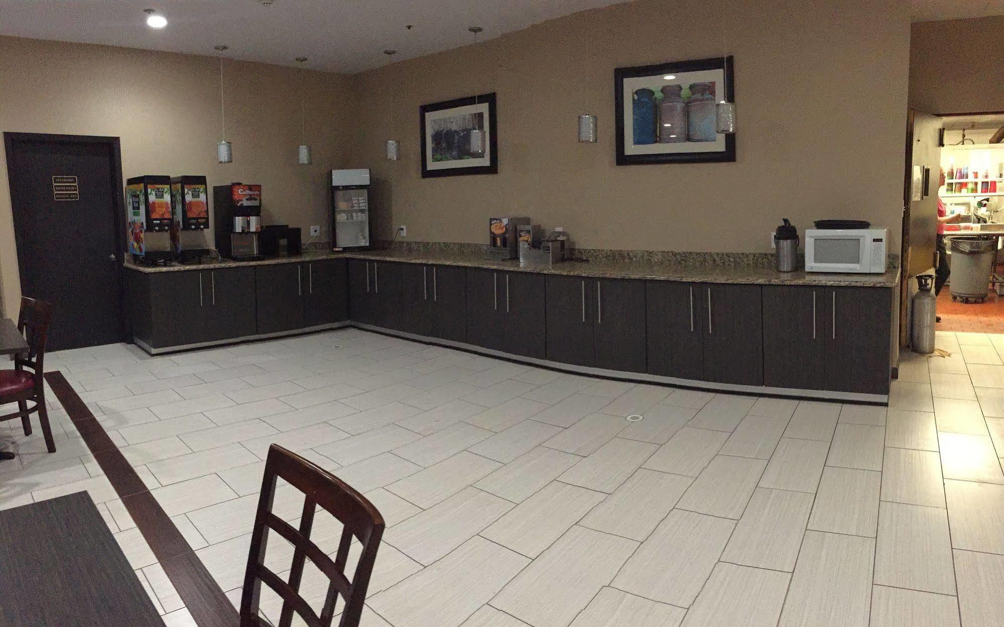 Clarion Pointe Lake Jackson - Clute المظهر الخارجي الصورة